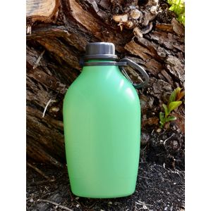 Poľná fľaša Explorer 1 liter Wildo® – Zelená (Farba: Zelená)