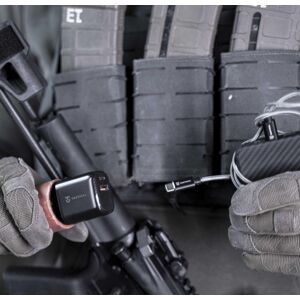 Cestovná nabíjačka Base Plug Dual Tactical®, 20 W (Farba: Čierna)
